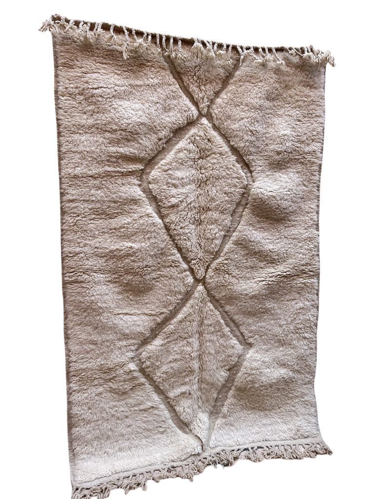 tapis traditionnel marocain, beniouarain en laine, tissage traditionnel, fait main, épais et doux, confortbale
